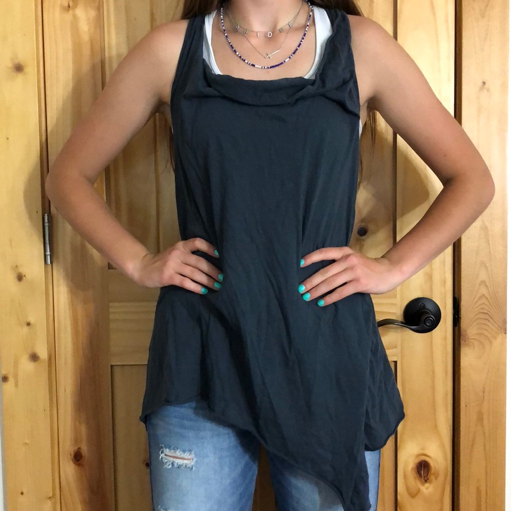 Grey Tank<3
